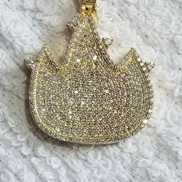 Sterling Silver 925 FIRE SYMBOL Zirconia Gold Fini - Picture 1 of 6